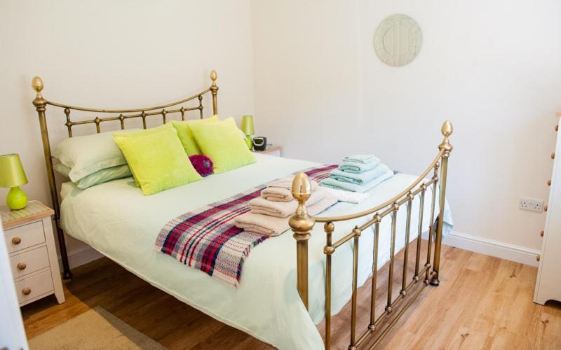 The Retreat, Own Hot Tub, Romantic Escape, Near Lyme Regis Extérieur photo